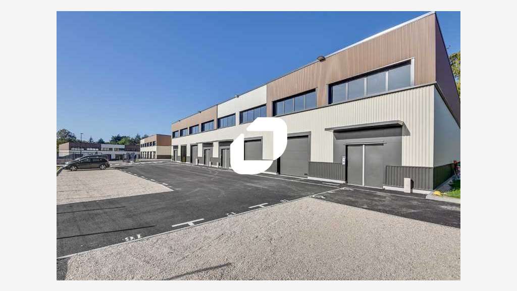 A louer Local d'activité 299m² Marcoussis