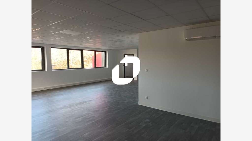 A louer Local d'activité 904m² Marcq en baroeul