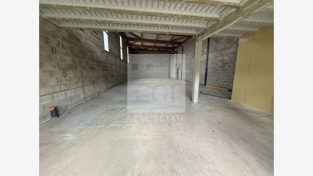 Local d'activité 275m² à louer à Marcy-l'Étoile