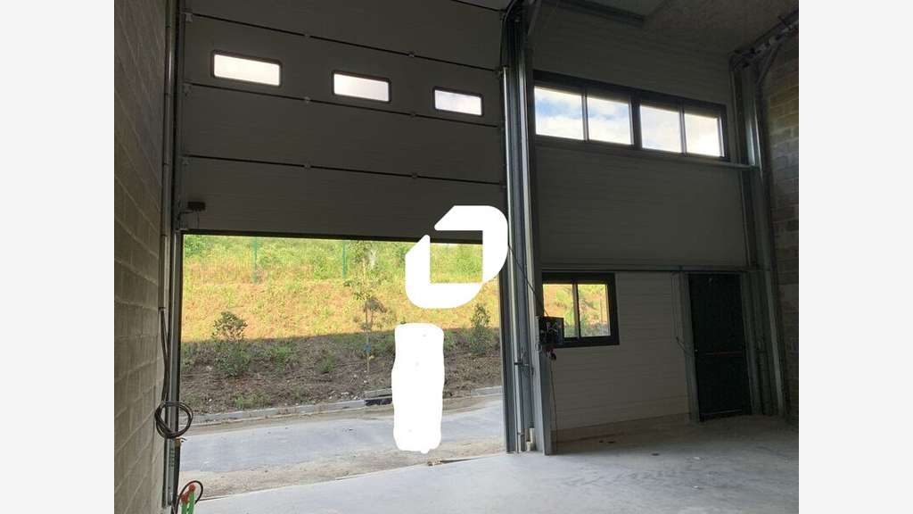 A louer Local d'activité 126m² Mareil sur mauldre