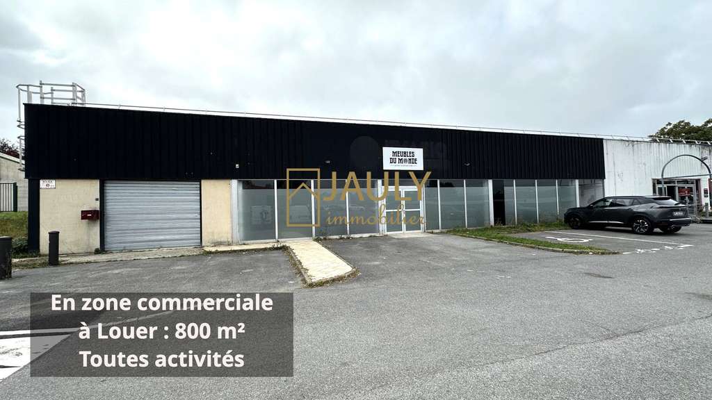 A louer local commercial 800m² à Mareuil-lès-Meaux