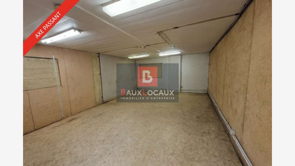 A louer local 200m² Marignane axe très passant