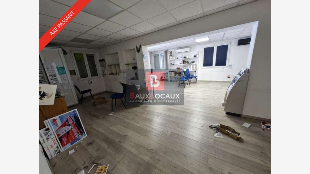 A louer local 200m² Marignane axe très passant