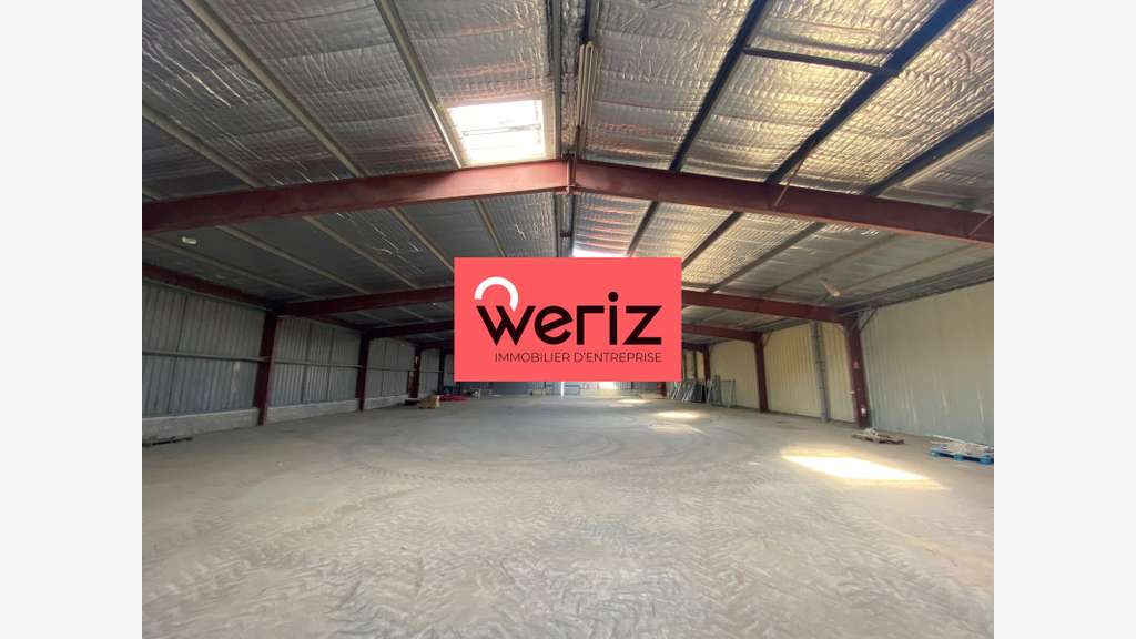 Location espace d'activité 2060m² à Marignane