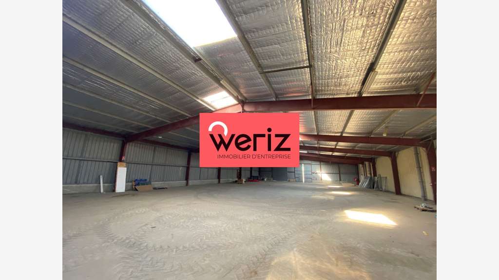 Location espace d'activité 2060m² à Marignane
