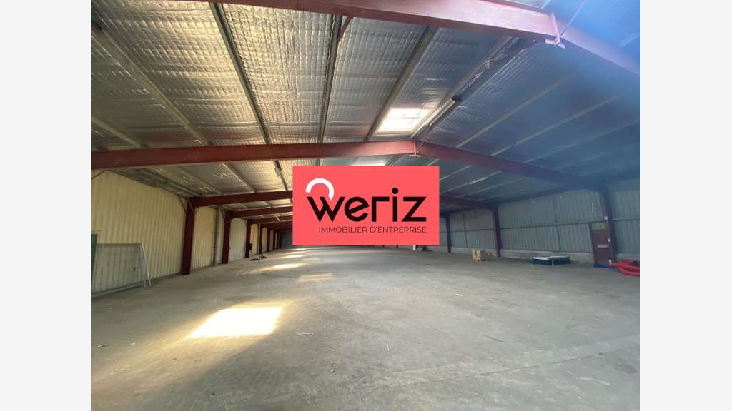 Location espace d'activité 2060m² à Marignane
