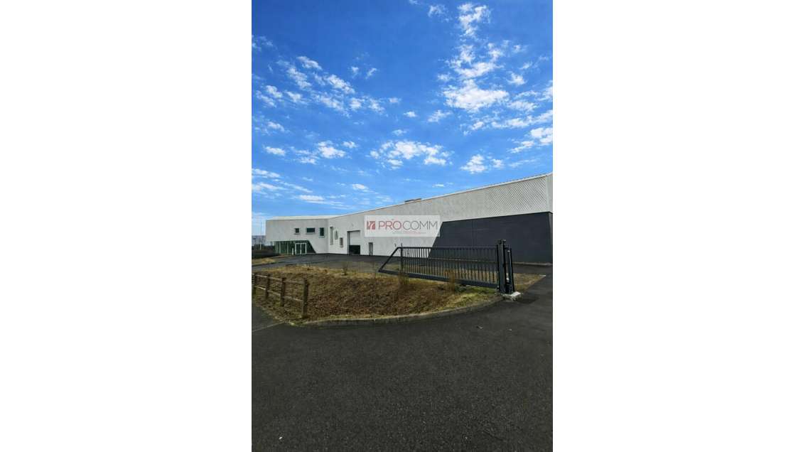 Local d'activité-bureau 1200m² à louer à Marly