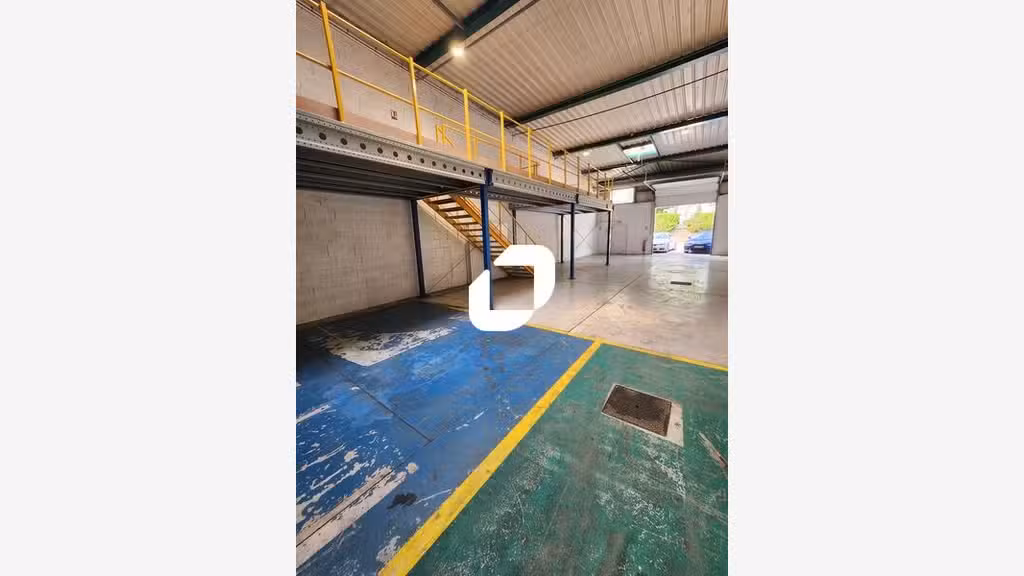 A louer Local d'activité 273m² Marolles en brie