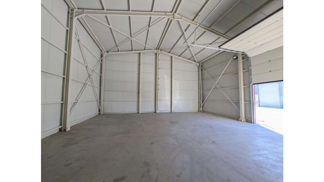 Loue entrepôt stockage 160m² Marolles-en-Hurepoix