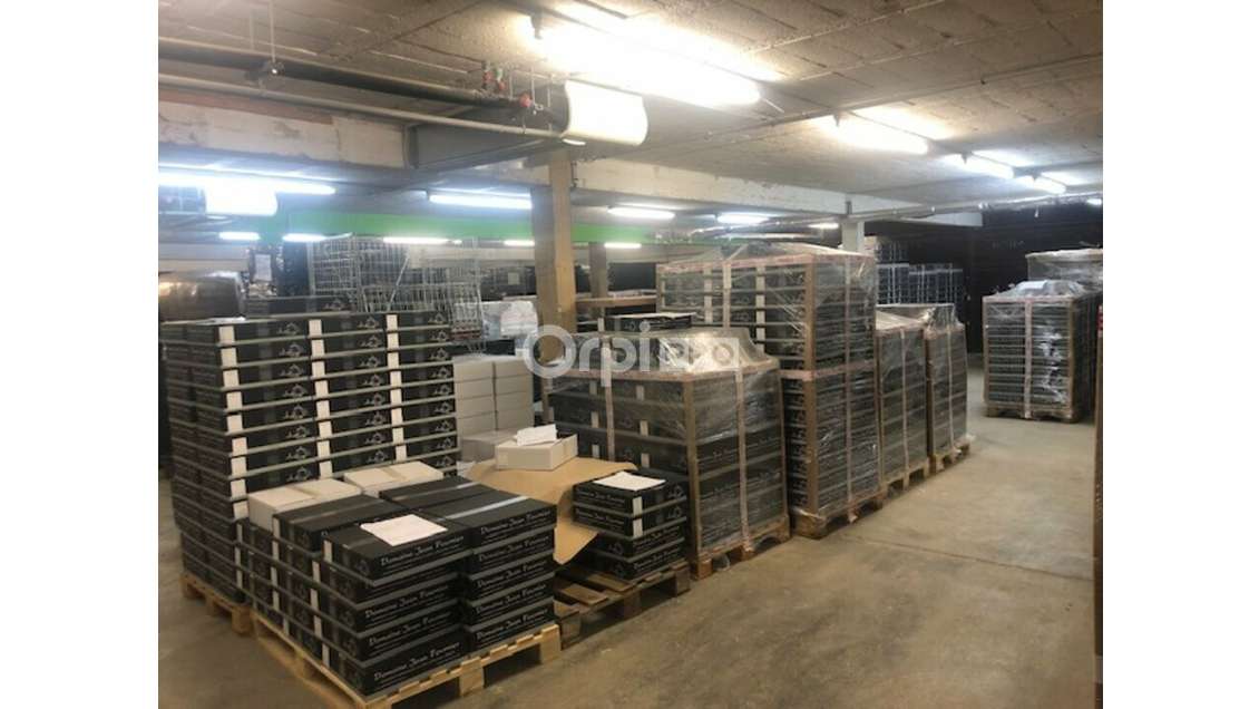 A louer local de stockage 300m² à Marsannay