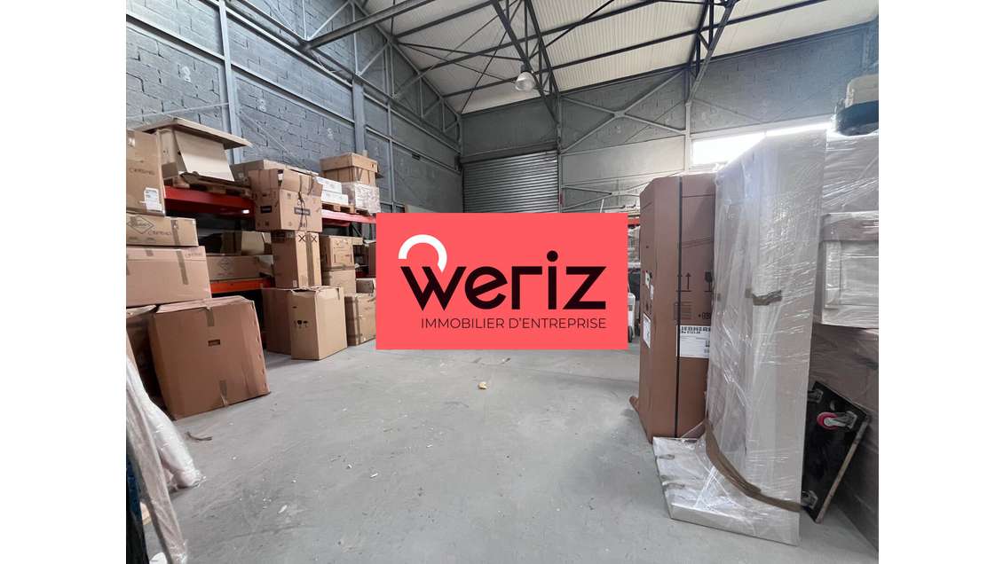 propose à la location des locaux d'activité