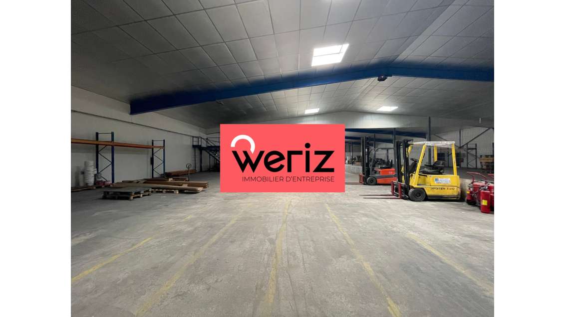 A louer entrepôt 3209m² à Marseille 11e 
