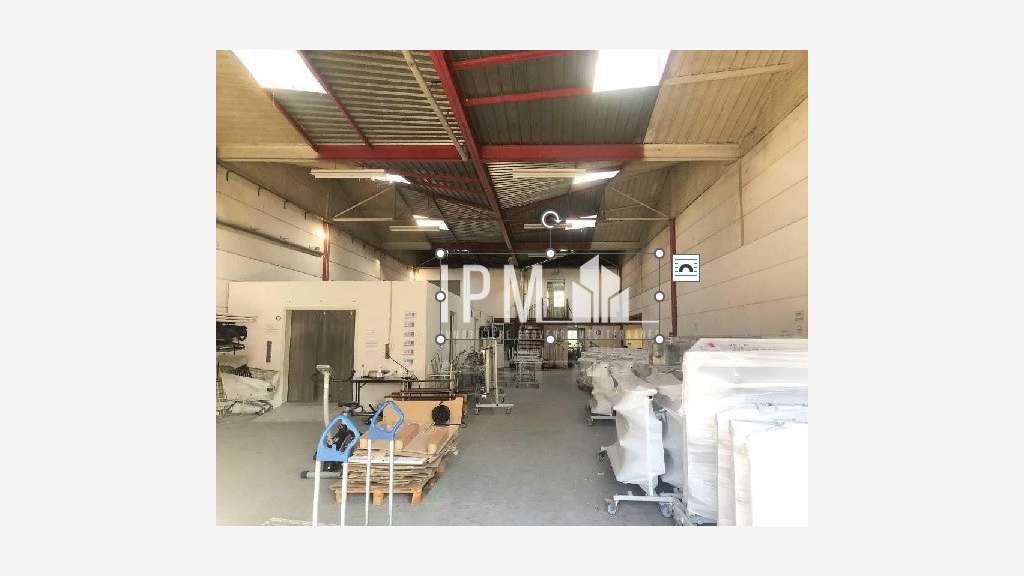 Location local d'activités 1210m² Marseille 13011