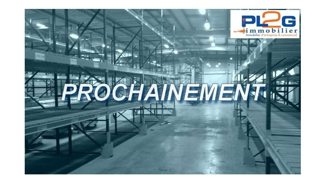 A louer local d'activité 1750m² prox Salon-de-Pce