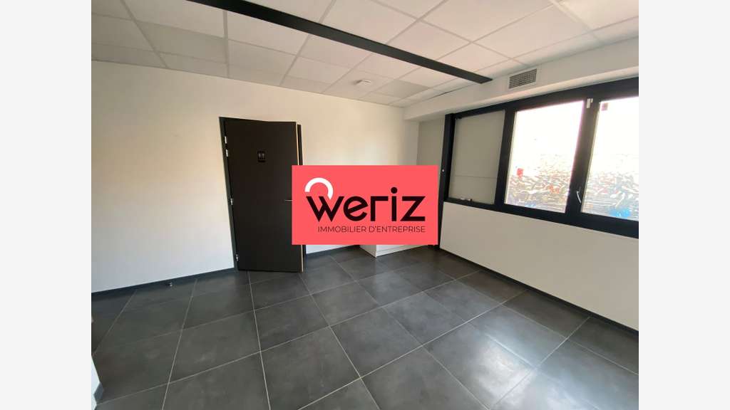 Location locaux d'activité 404m² à Marseille 14e