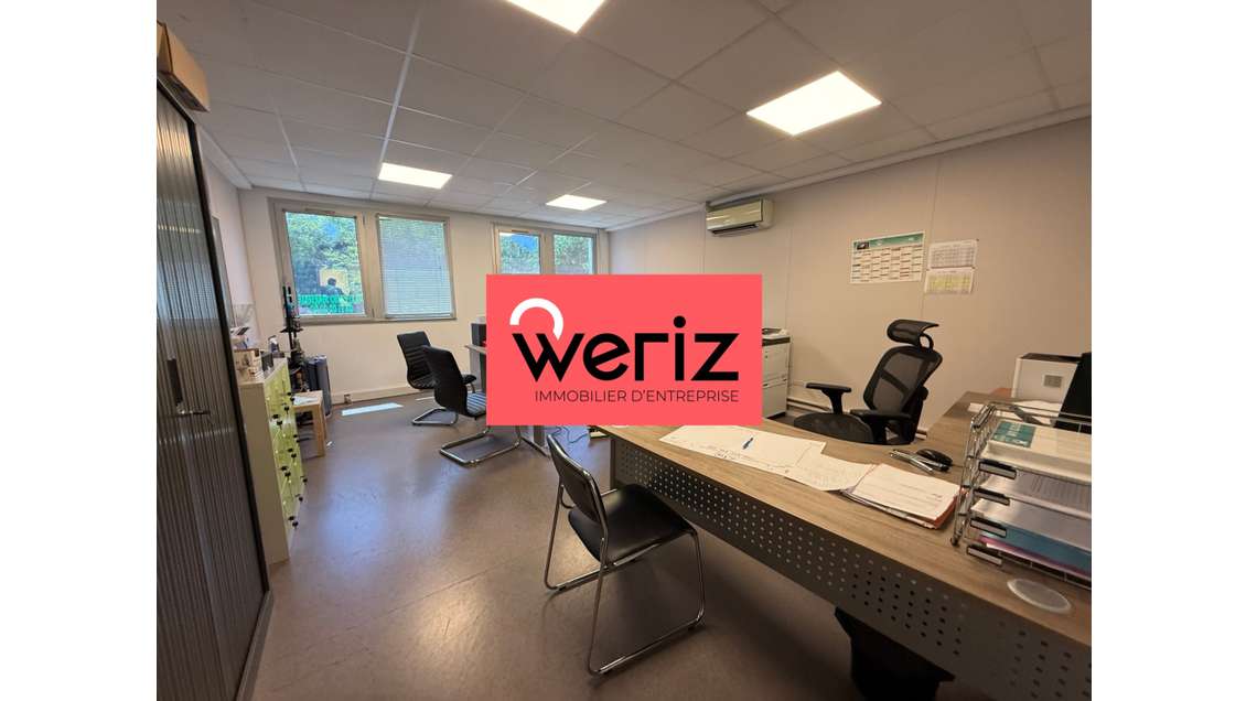 Local à louer Marseille 15ème accès grands axes