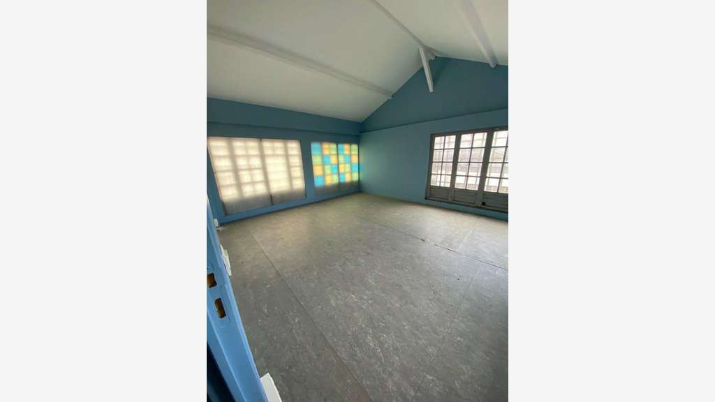 Local 214m² à louer à Marseille 15e Bld Viala
