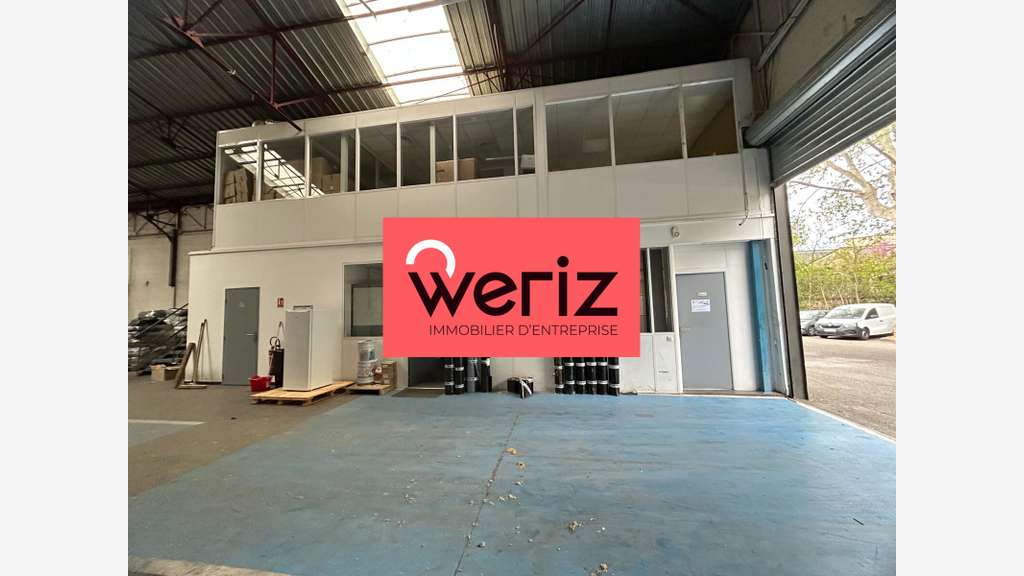 vous propose à la location un local d'activi