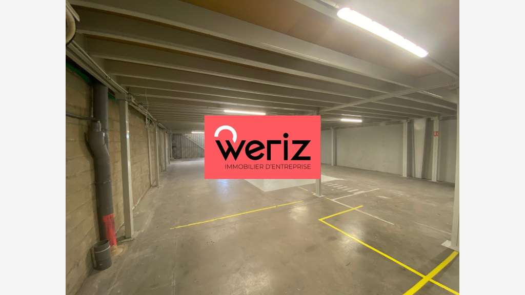 A louer local d'activité 427m² Saumaty Seon centre