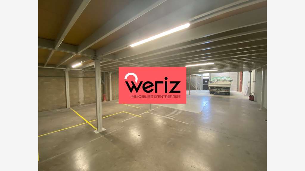 A louer local d'activité 427m² Saumaty Seon centre