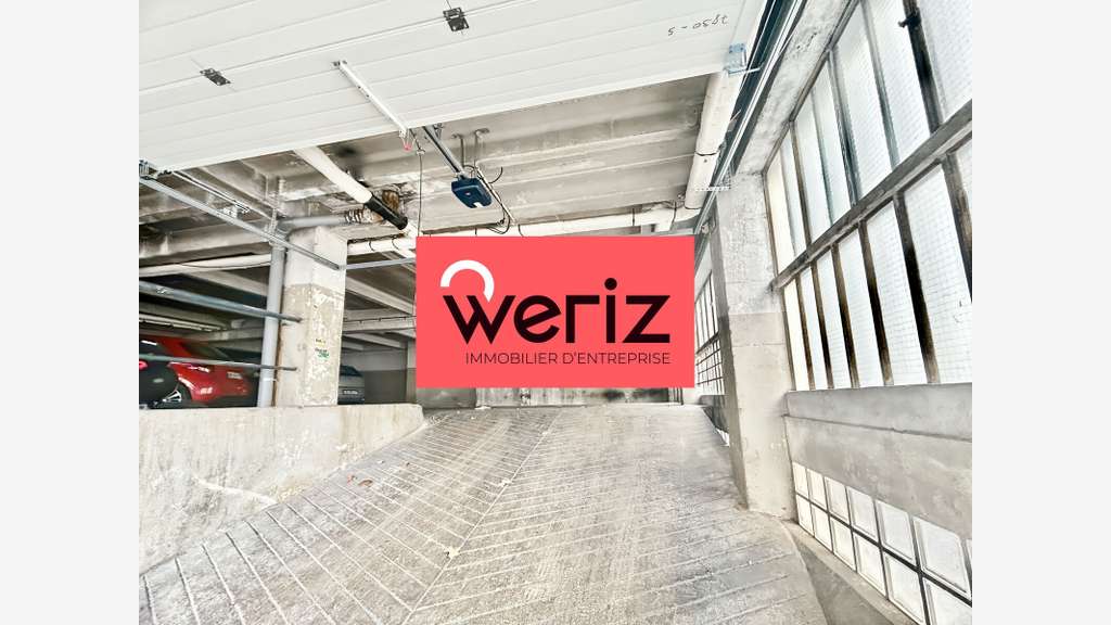 A louer locaux d'activités 683m² à Marseille 1er