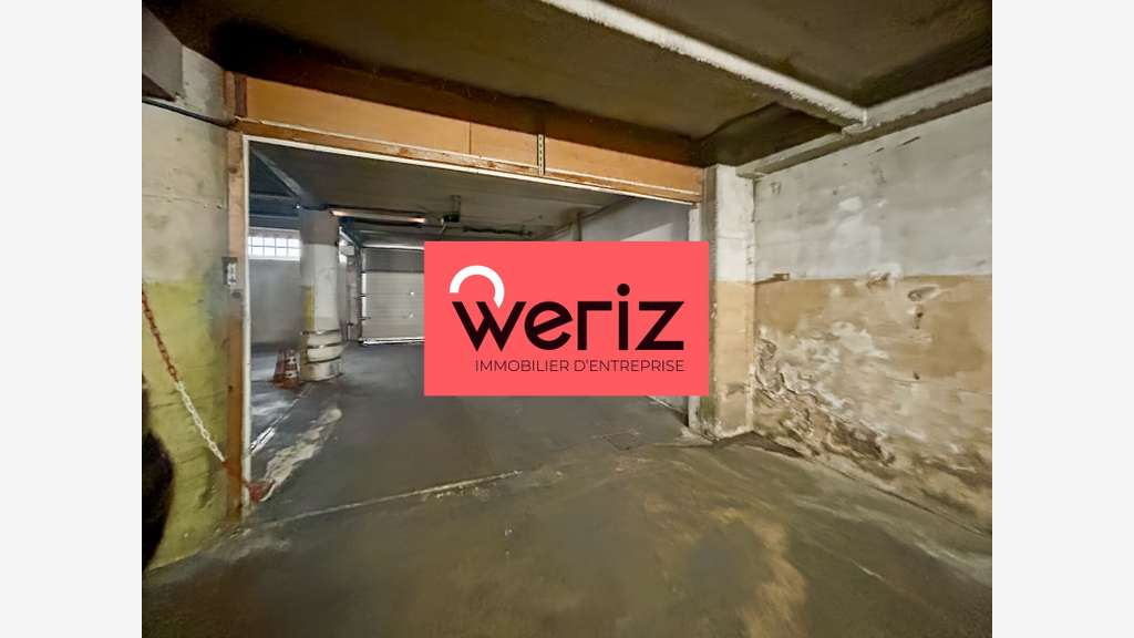 A louer locaux d'activités 683m² à Marseille 1er