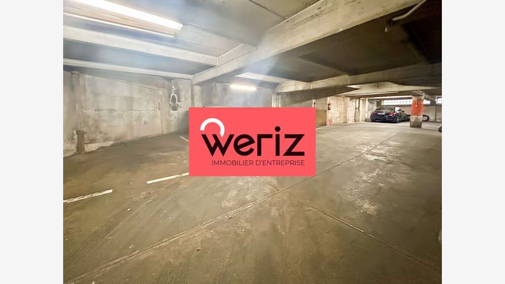 A louer locaux d'activités 683m² à Marseille 1er