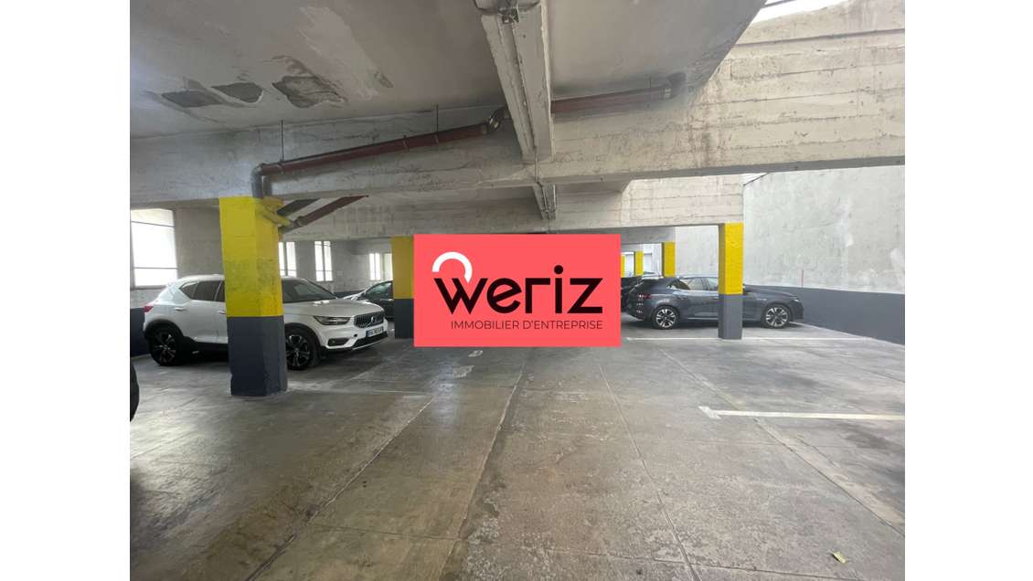 Location local 1200m² proche gare Saint Charles