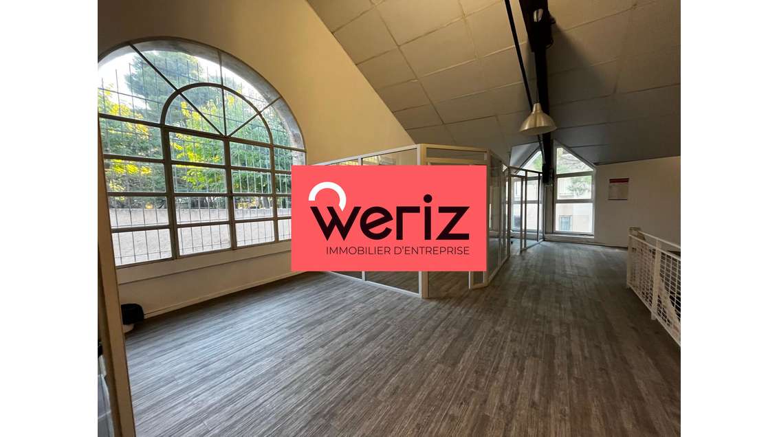 Location local d'activités 293m² à Marseille