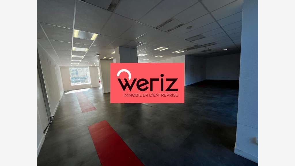 Location local 875m² non divisibles à Marseille