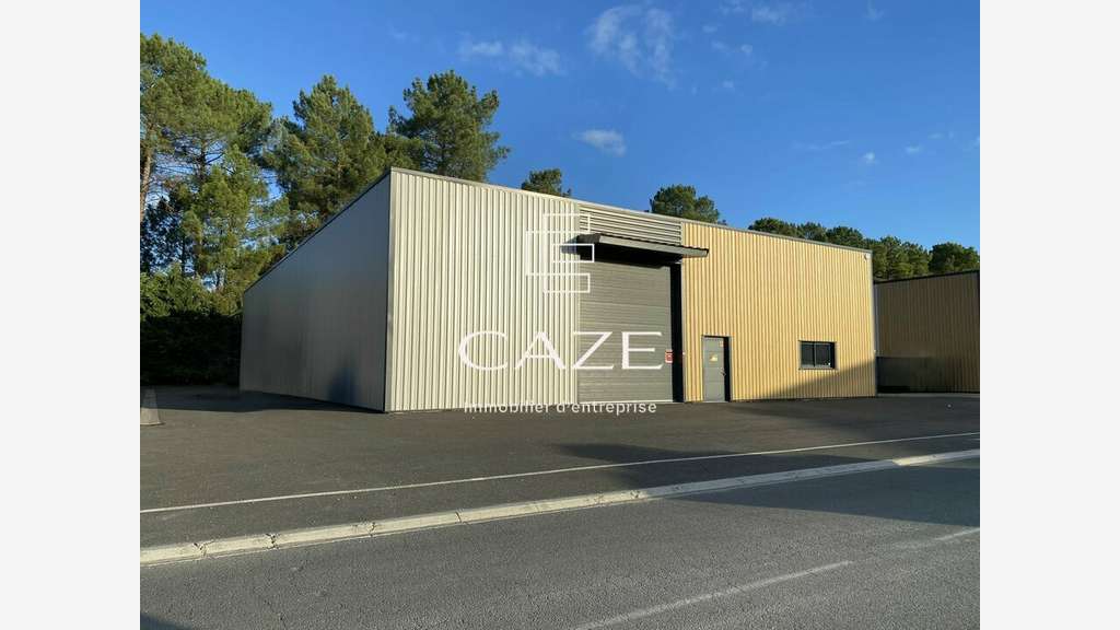 Loue locaux d'activités 800m² Martignas sur Jalles