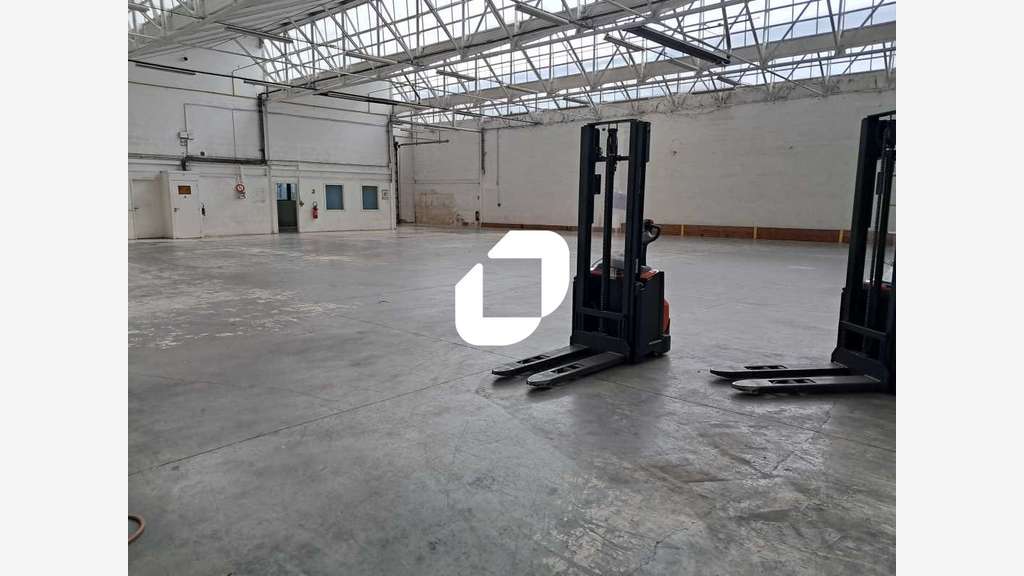A louer Local d'activité 1188m² Massy