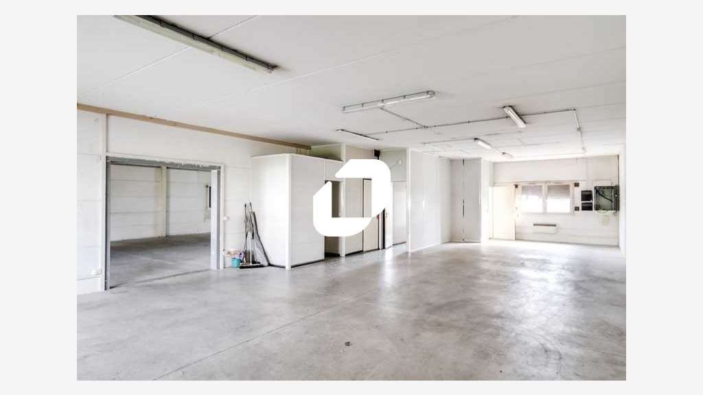 A louer Local d'activité 228m² Massy