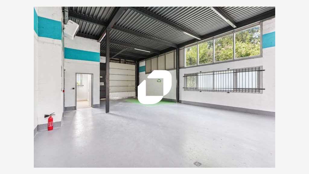 A louer Local d'activité 410m² Massy