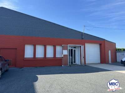 Ce bâtiment est situé en campagne de SAINT FLORENT