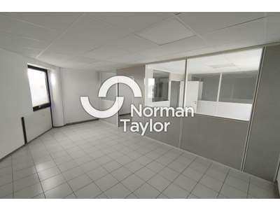 Location Locaux d'activités - Entrepôts à Mauguio