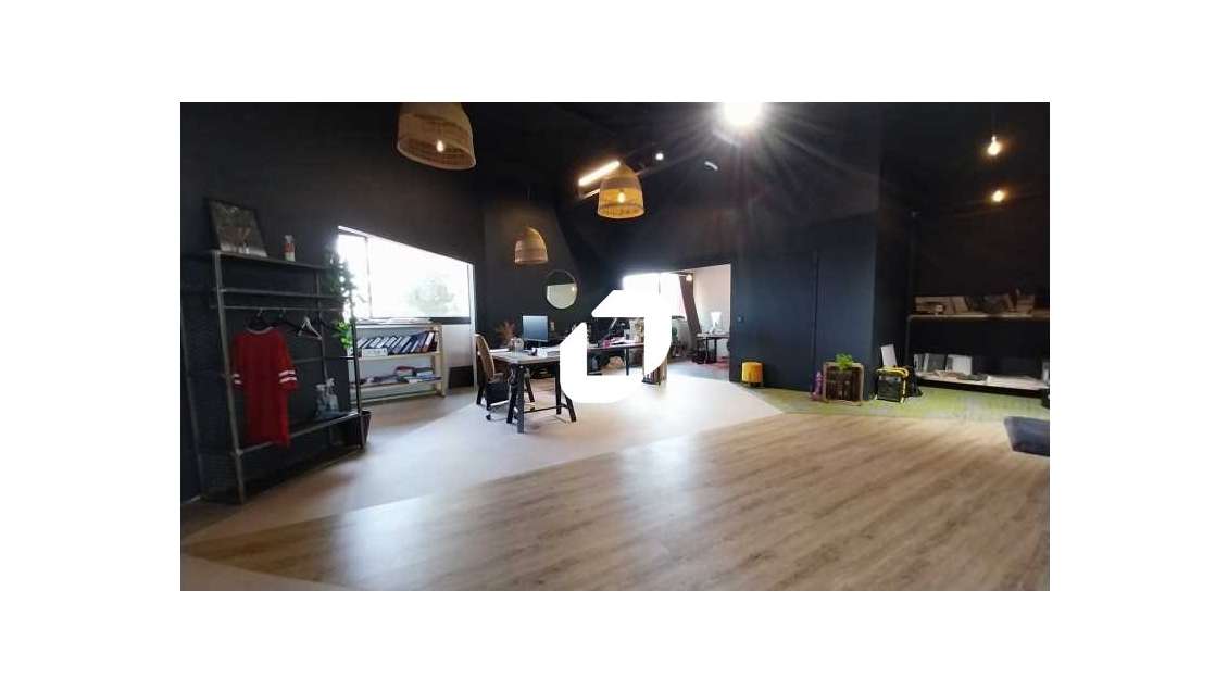 A louer Local d'activité 1115m² Mauguio