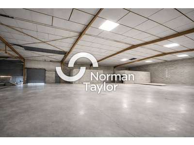 Location Locaux d'activités - Entrepôts à Mauguio