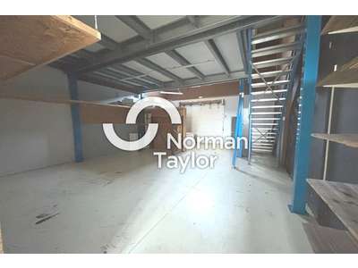 Location Locaux d'activités - Entrepôts à Mauguio