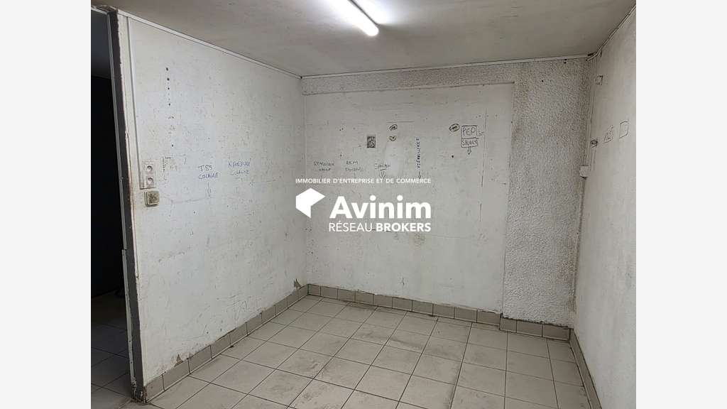 Local mixte 140m² à louer à Mauguio Fréjorgues