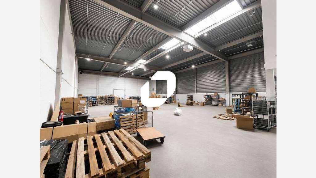 A louer Local d'activité 1080m² Maurepas