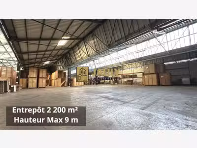 A louer entrepôt 2200m² Z.I Meaux accès direct N3