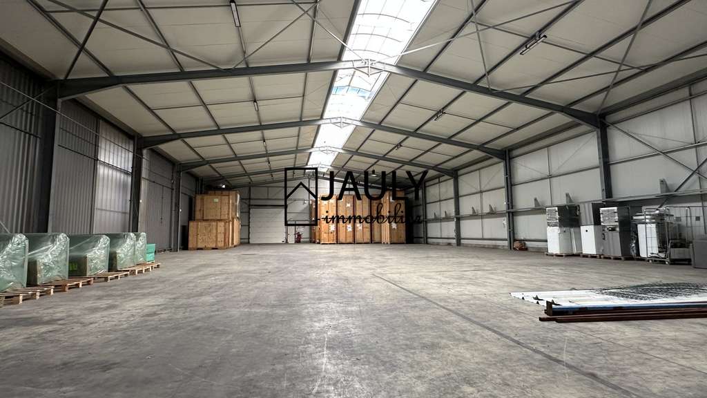 A louer entrepôt de 5 520m² en z.i de Meaux (77)