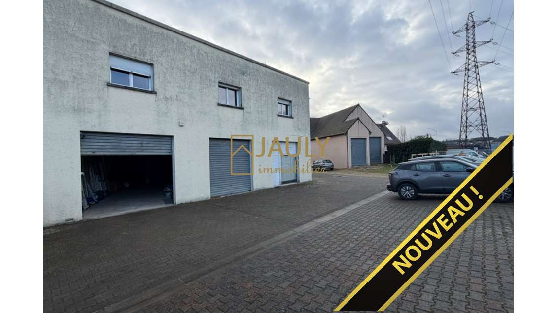 Local d'activité ZA & ZFU avec bureaux 172m² Meaux