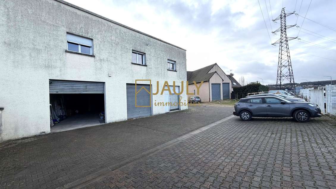 Local d'activité ZA & ZFU avec bureaux 172m² Meaux