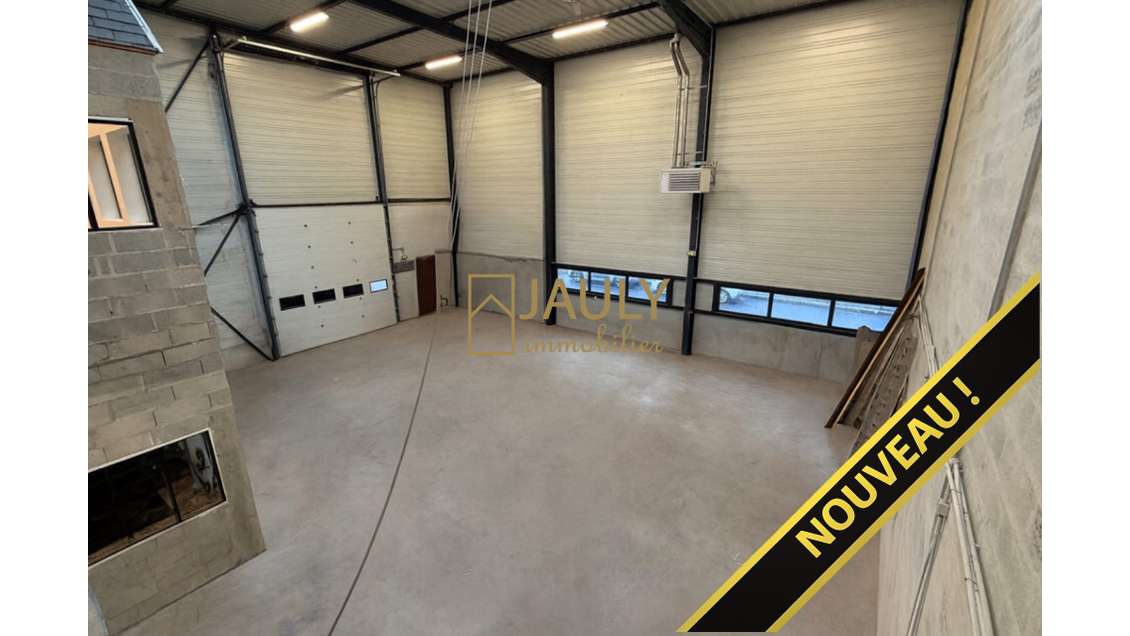 A louer Magnifique local d'activité 453m² ZI Meaux