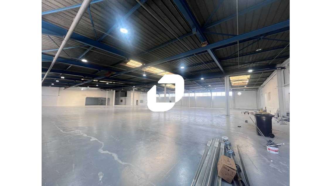 A louer Local d'activité 2300m² Meaux