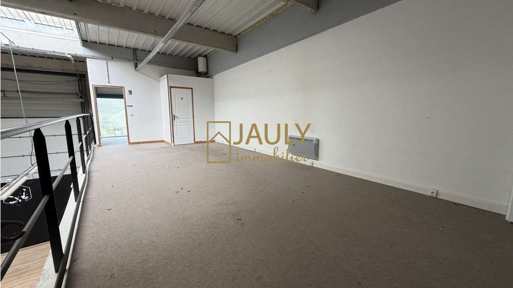 A louer local d'activité de 215m² en ZI Nord Meaux