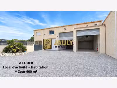 A louer entrepôt + logement + terrain 900m² Meaux