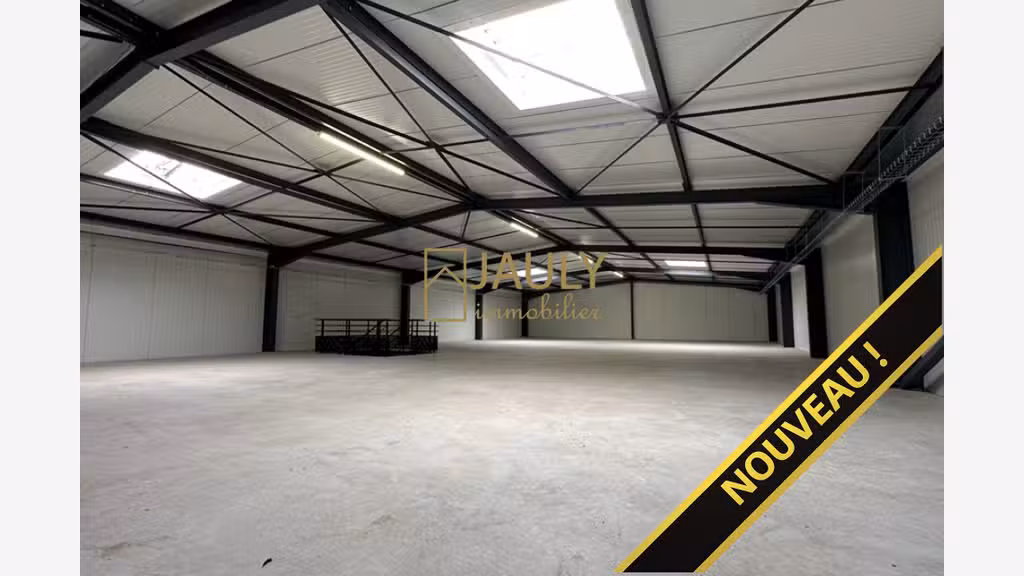 Local de stockage - Commercial - D'activité -